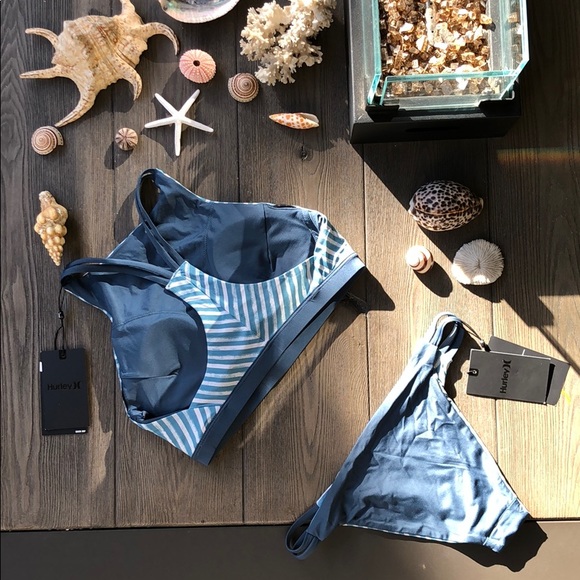 🦋HURLEY🦋 - Picture 5 of 7